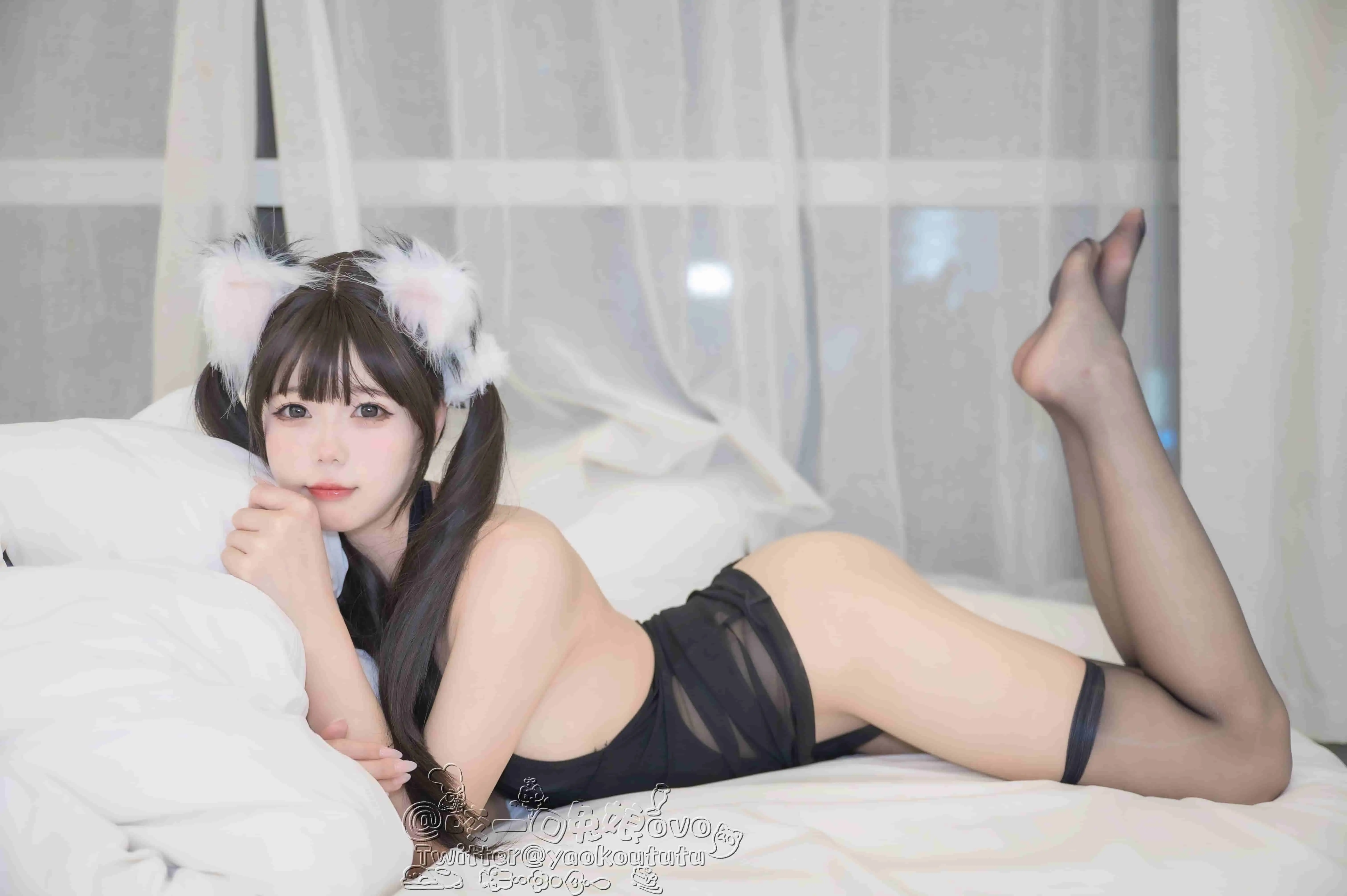 https://c1.ixacg.top/2023/06/24/OUlt5E6K.webp